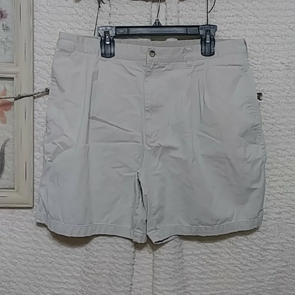 Mens Shorts Waist Size 40 Neutral Color CONSENSUS SPORTSWEAR B31